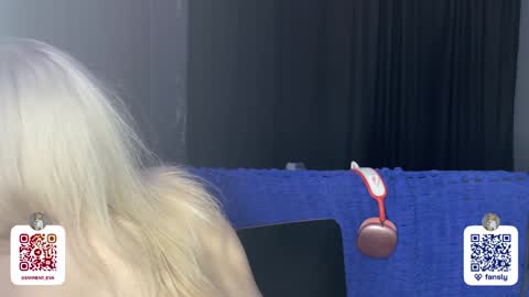 Snapshot of eminent_eva chatting on 02-08-25, 12:28 Eminent Eva online show from 02-08-25, 12:28
