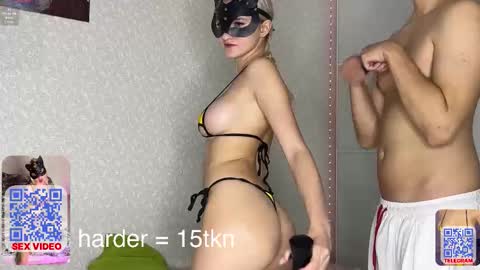 Snapshot of eminent_eva chatting on 11-16-25, 01:11 Eminent Eva online show from 11-16-25, 01:11