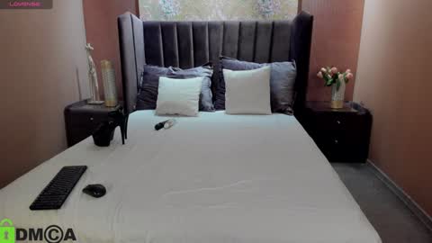 Emm online show from 01-12-25, 11:04