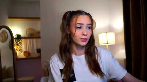 Your Emma online show from 01-24-25, 02:49