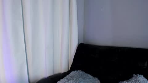 Snapshot of emma__hills_ chatting on 09-10-25, 09:59 emma__hills_ online show from 09-10-25, 09:59