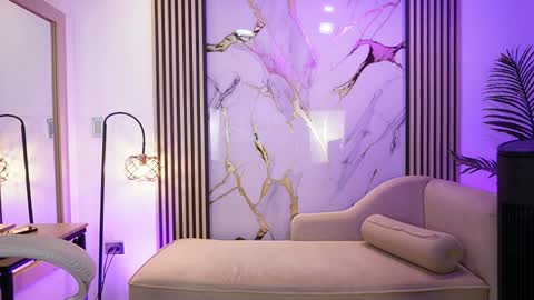 emma__walkerr_ online show from 04-04-26, 07:44