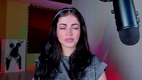 Emma online show from 11-23-25, 08:41