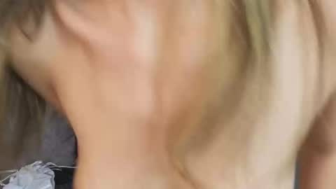 Snapshot of emma_blue_ chatting on 02-28-25, 06:21 Emma Blue modelo independiente online show from 02-28-25, 06:21