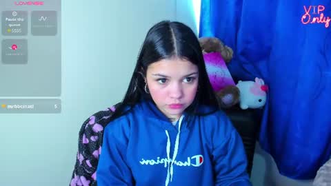 emma_boo_ online show from 07-08-26, 04:11