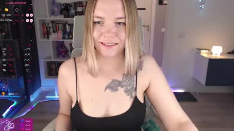 Emma online show from 12-17-25, 11:11