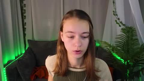 Snapshot of emma_chaser chatting on 11-18-25, 02:28 emma_chaser online show from 11-18-25, 02:28