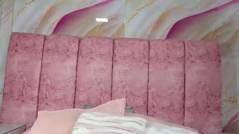 Emma online show from 06-17-26, 03:09