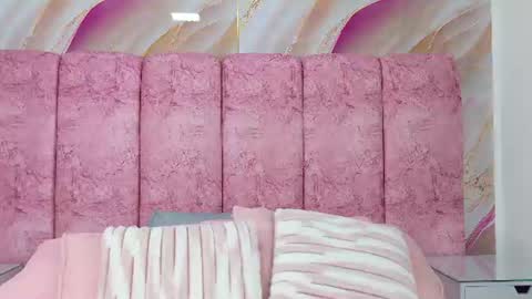 Emma online show from 06-21-26, 03:09