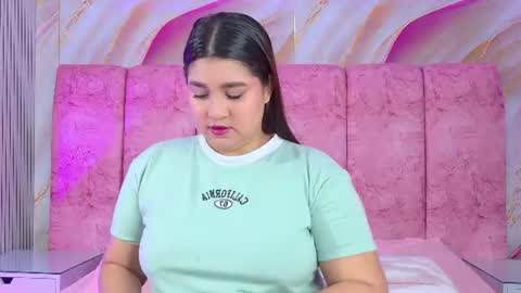 Emma online show from 07-17-26, 03:46