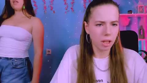 emma_dark_ online show from 07-17-26, 07:26