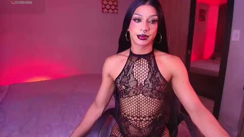 Snapshot of emma_demonn chatting on 03-19-26, 09:24 Mistress Emma Demon online show from 03-19-26, 09:24