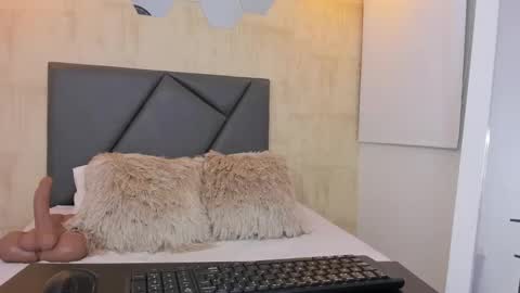 Emma online show from 03-05-25, 11:27