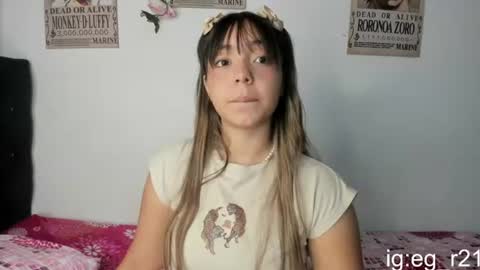 Snapshot of emma_grayys chatting on 06-08-26, 02:28 emma_grayys online show from 06-08-26, 02:28