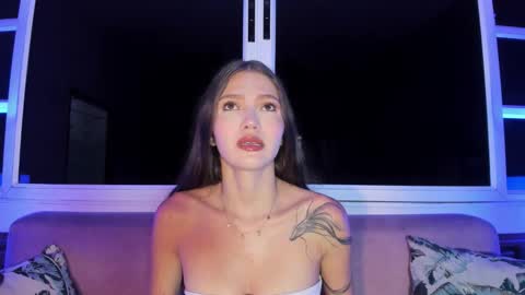 Snapshot of emma_jhoons chatting on 01-07-26, 11:01 emma_jhoons online show from 01-07-26, 11:01