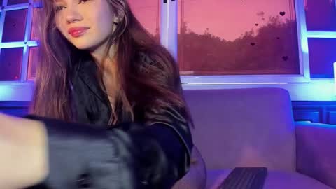 Snapshot of emma_jhoons chatting on 02-19-26, 11:50 emma_jhoons online show from 02-19-26, 11:50