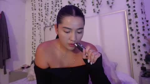 emma_johnson_ online show from 04-08-26, 02:44