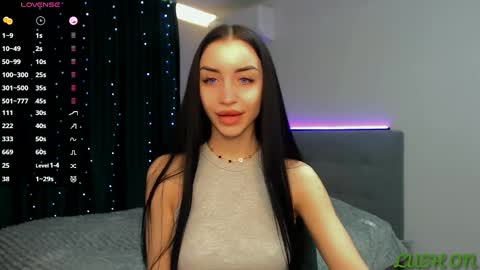 Snapshot of emma_jordan chatting on 02-20-25, 10:27 Emma online show from 02-20-25, 10:27