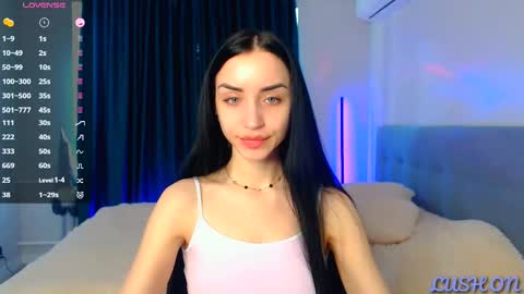 Snapshot of emma_jordan chatting on 03-09-25, 08:40 Emma online show from 03-09-25, 08:40