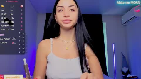 Snapshot of emma_jordan chatting on 09-26-25, 10:52 Emma online show from 09-26-25, 10:52