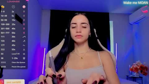 Snapshot of emma_jordan chatting on 11-10-25, 08:13 Emma online show from 11-10-25, 08:13