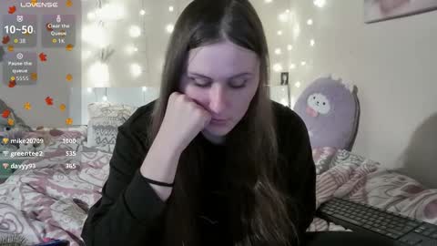 emma_just online show from 11-01-25, 08:11