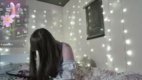 emma_just online show from 04-18-26, 07:07