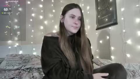 Snapshot of emma_just chatting on 06-14-26, 07:32 emma_just online show from 06-14-26, 07:32