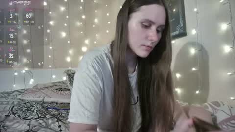 Snapshot of emma_just chatting on 06-29-26, 05:24 emma_just online show from 06-29-26, 05:24