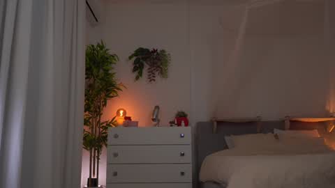    online show from 12-06-24, 09:02