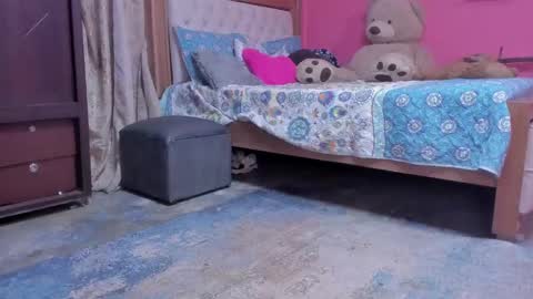 whises lits        online show from 02-11-25, 11:32