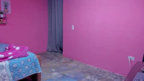 whises lits        online show from 02-19-25, 03:16