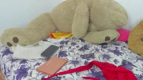 whises lits        online show from 10-13-25, 01:00