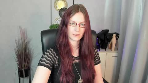 Snapshot of emma_lust94 chatting on 06-08-26, 05:19 emma online show from 06-08-26, 05:19