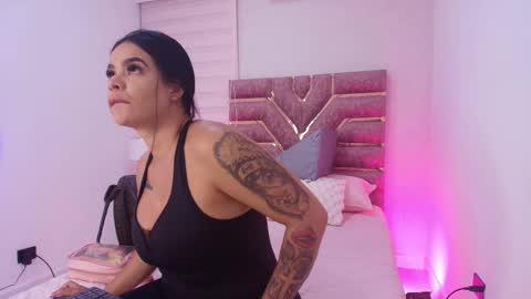 emma online show from 11-10-25, 11:53