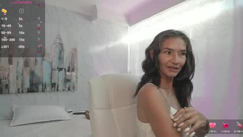 Emma  online show from 01-22-25, 12:06