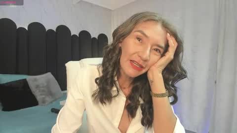 Emma  online show from 02-07-25, 06:24