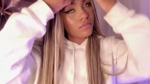 Emma Morgann online show from 03-11-25, 11:23