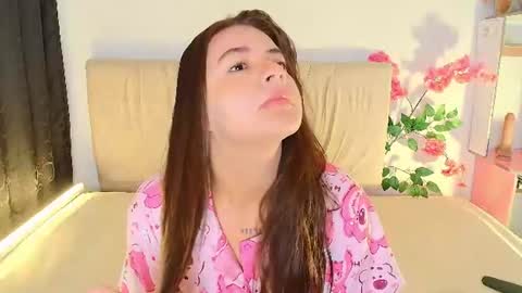 Emma online show from 07-25-26, 04:43