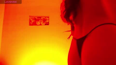 Snapshot of emma_pole_88 chatting on 03-02-25, 05:44 Sara Luna online show from 03-02-25, 05:44