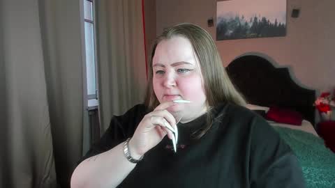 Snapshot of emma_razoom chatting on 01-23-25, 10:32 Emma Razumovskaya online show from 01-23-25, 10:32