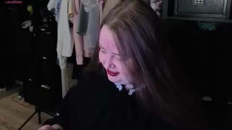 Snapshot of emma_razoom chatting on 10-17-25, 12:25 Emma Razumovskaya online show from 10-17-25, 12:25