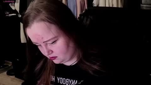 Snapshot of emma_razoom chatting on 11-07-25, 11:27 Emma Razumovskaya online show from 11-07-25, 11:27