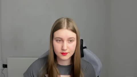 Emma online show from 06-06-26, 06:51