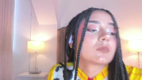Ema online show from 06-06-26, 12:21