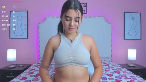 emma_whitee_ online show from 09-26-25, 02:21