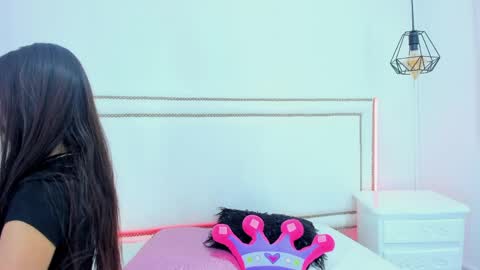 Emma  online show from 04-07-26, 07:58