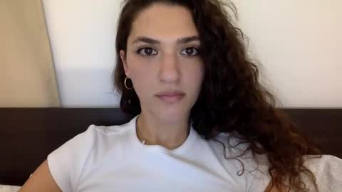 Snapshot of emmababy2322 chatting on 01-14-25, 08:37 Emma online show from 01-14-25, 08:37