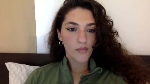 Snapshot of emmababy2322 chatting on 01-16-25, 08:25 Emma online show from 01-16-25, 08:25