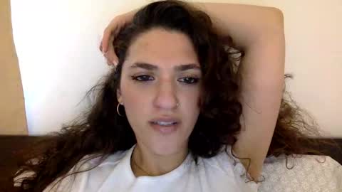 Snapshot of emmababy2322 chatting on 01-17-25, 08:55 Emma online show from 01-17-25, 08:55